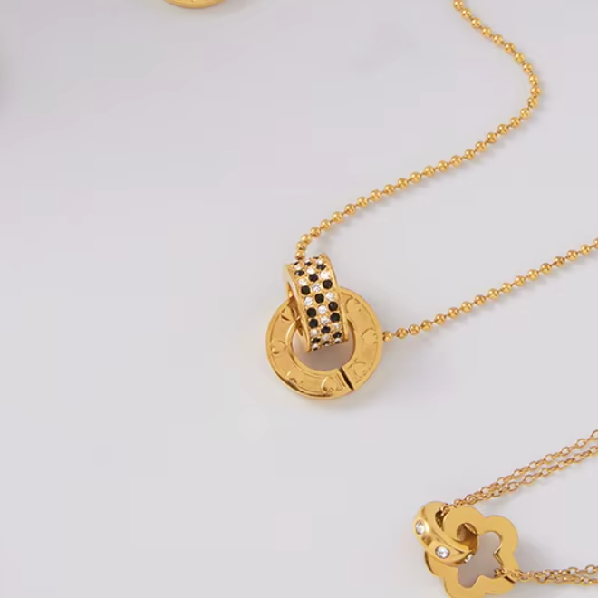 Halskette Doppelring Zirkonia 18K Vergoldet Wasserfest Edelstahl 316L Elegant