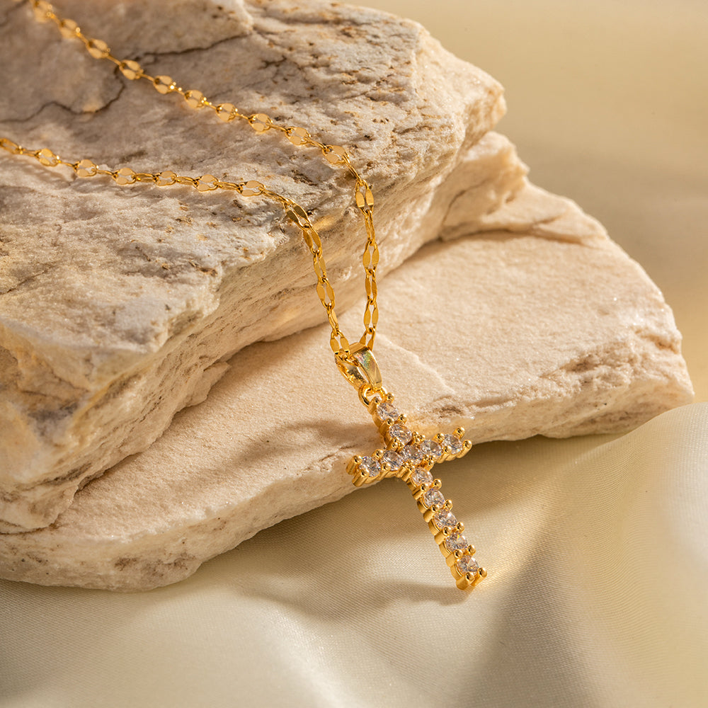 Halskette Kreuz 18K Vergoldet Zirkonia Wasserfest Edelstahl 316L